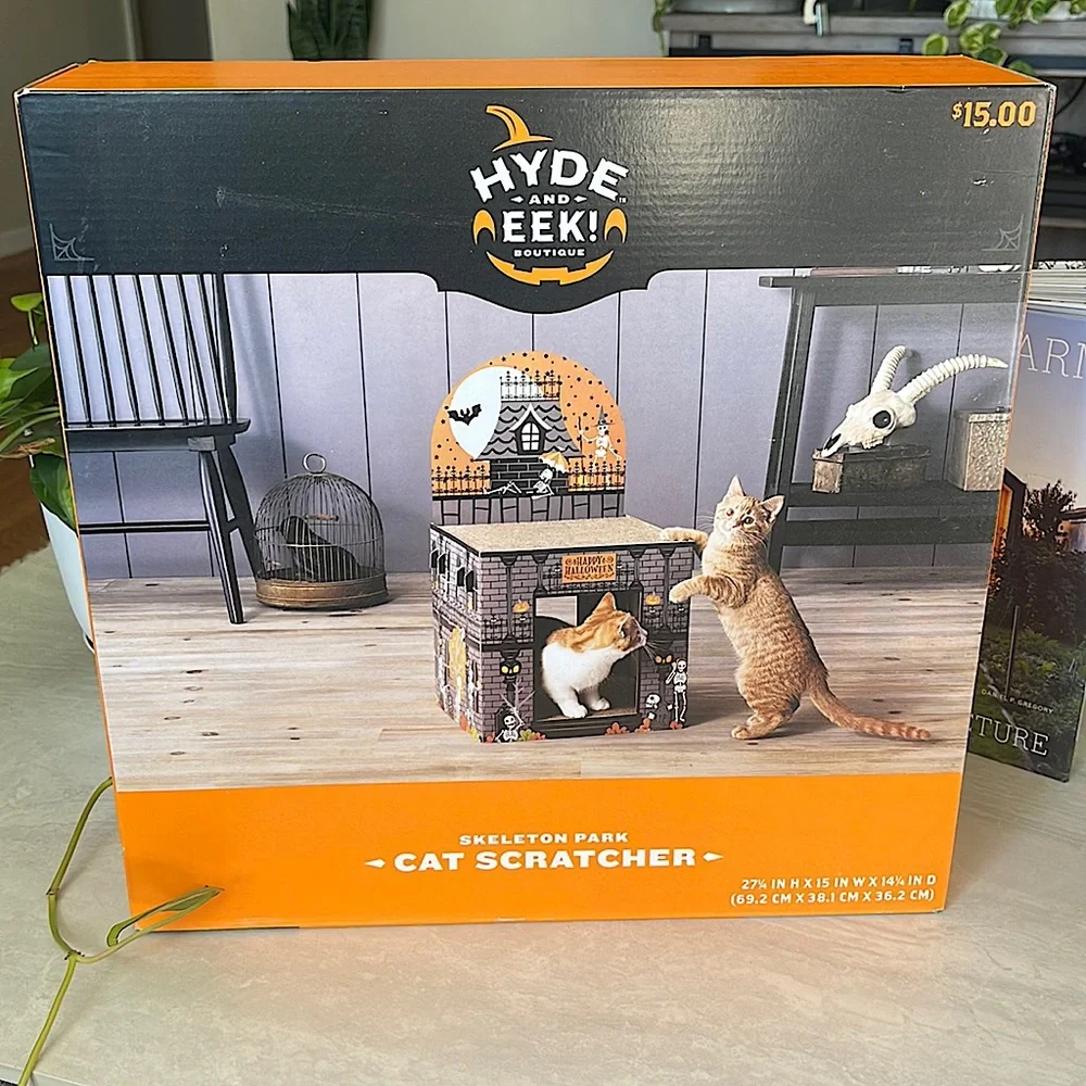 NWT Hyde & Eek Halloween Double Deck Skeleton Park Cat Scratcher